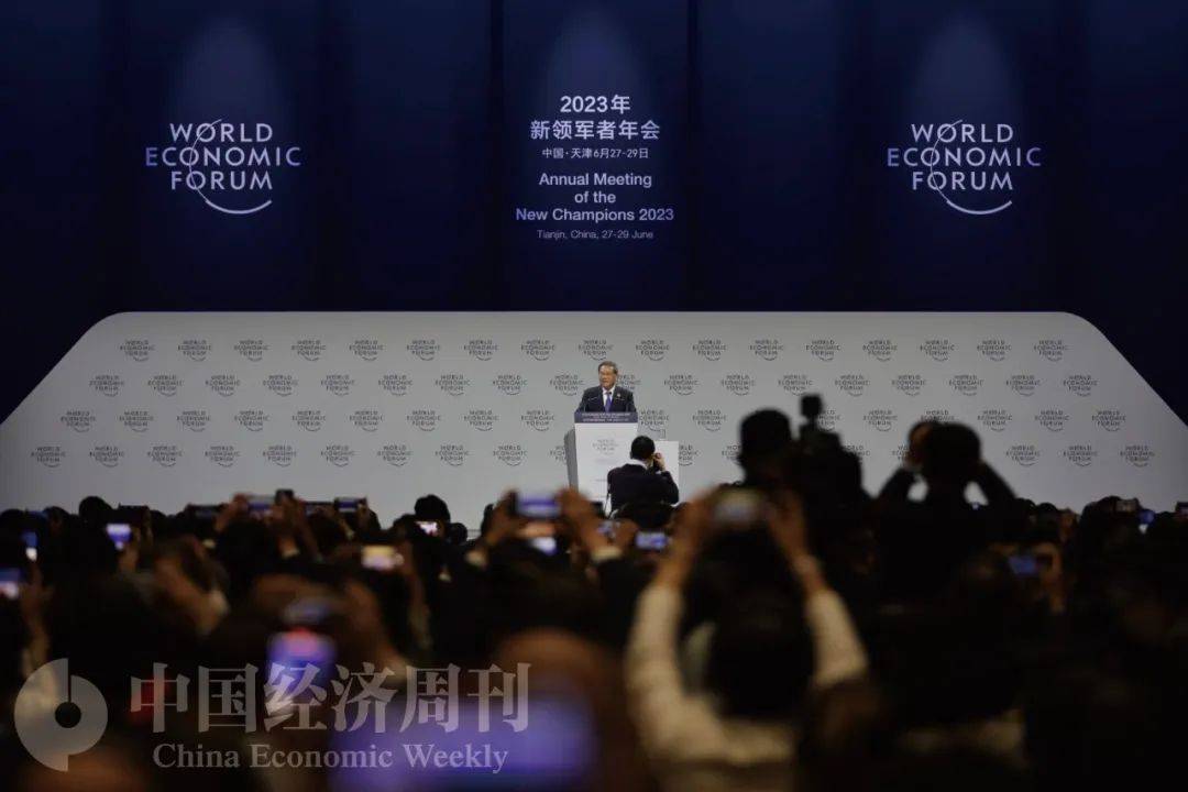 探索时代前沿，最新世界的无限魅力